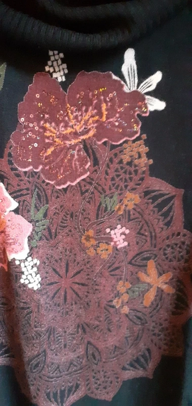 Svetr s rolákem DESIGUAL vel.40 - 4