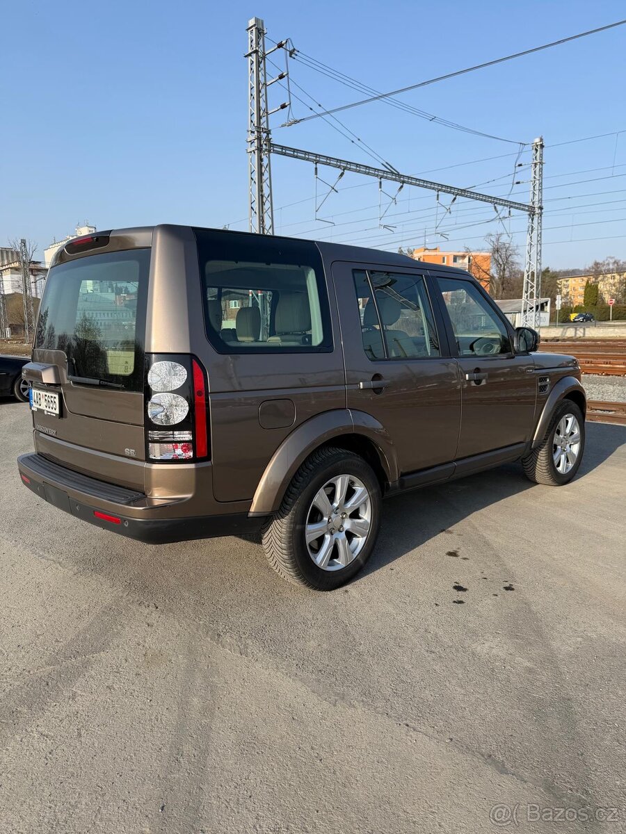 Land Rover Discovery 4 - 4