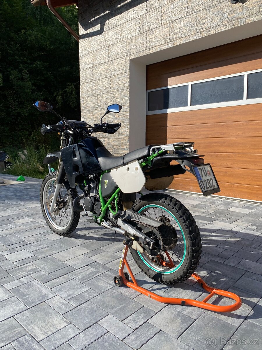 Kawasaki KMX 125 - 4