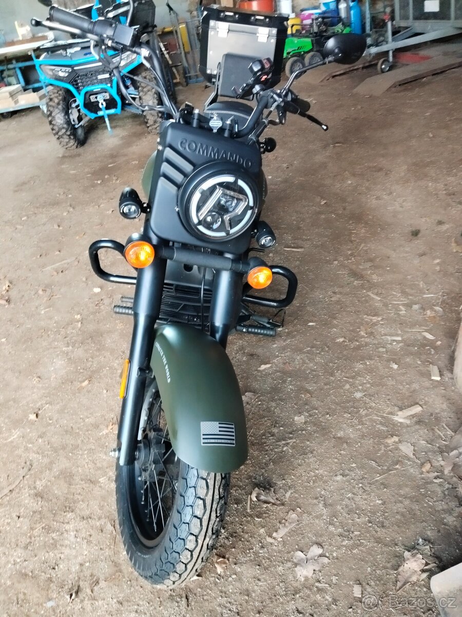 UM Renegade - 4