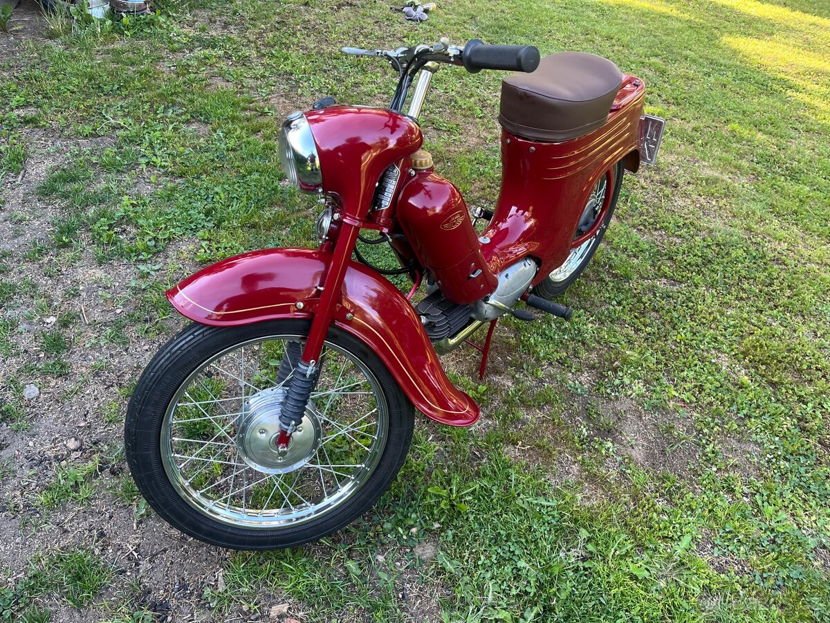 Jawa 555 s TP - 4