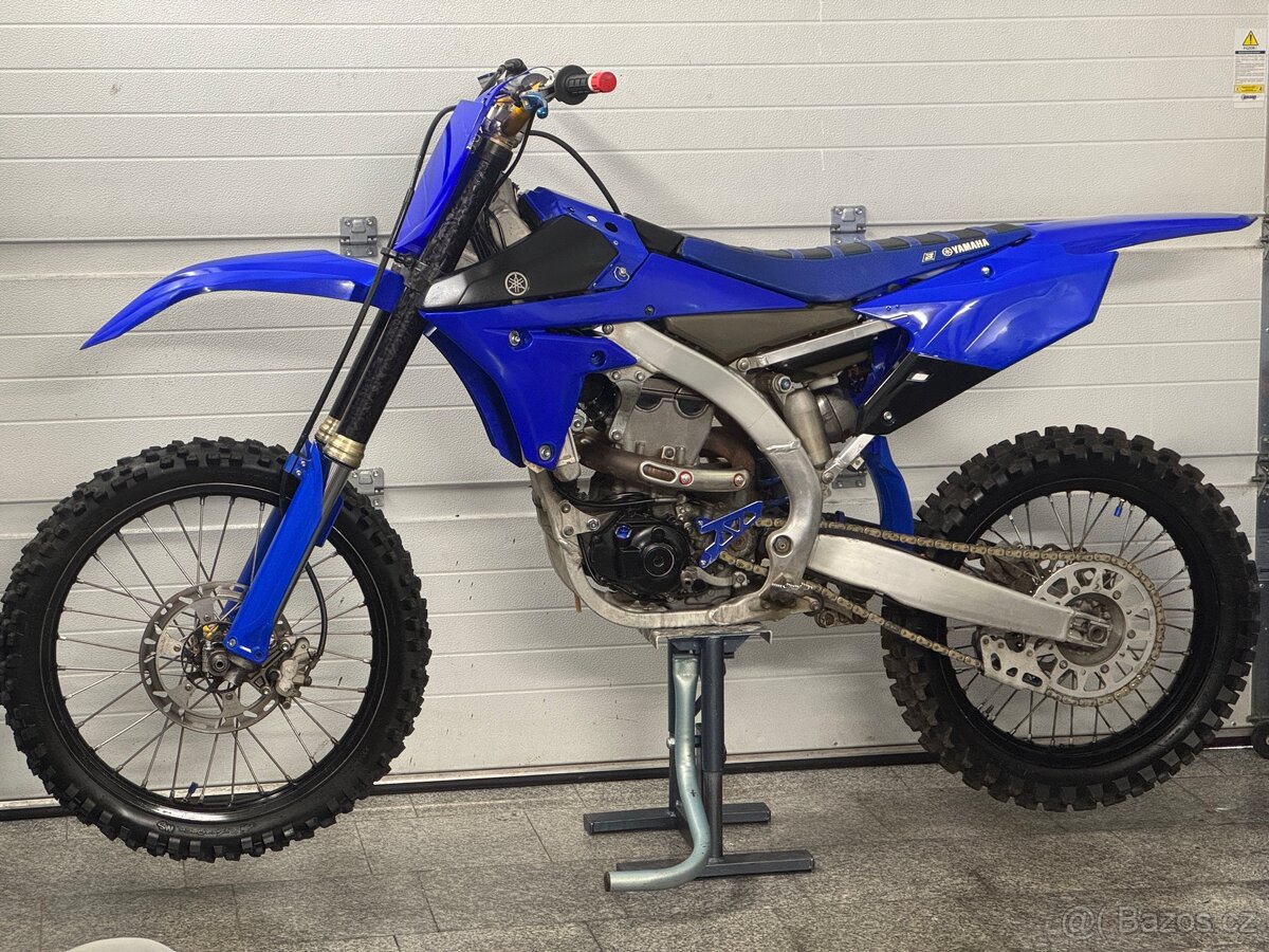 YAMAHA YZF 450 - 4