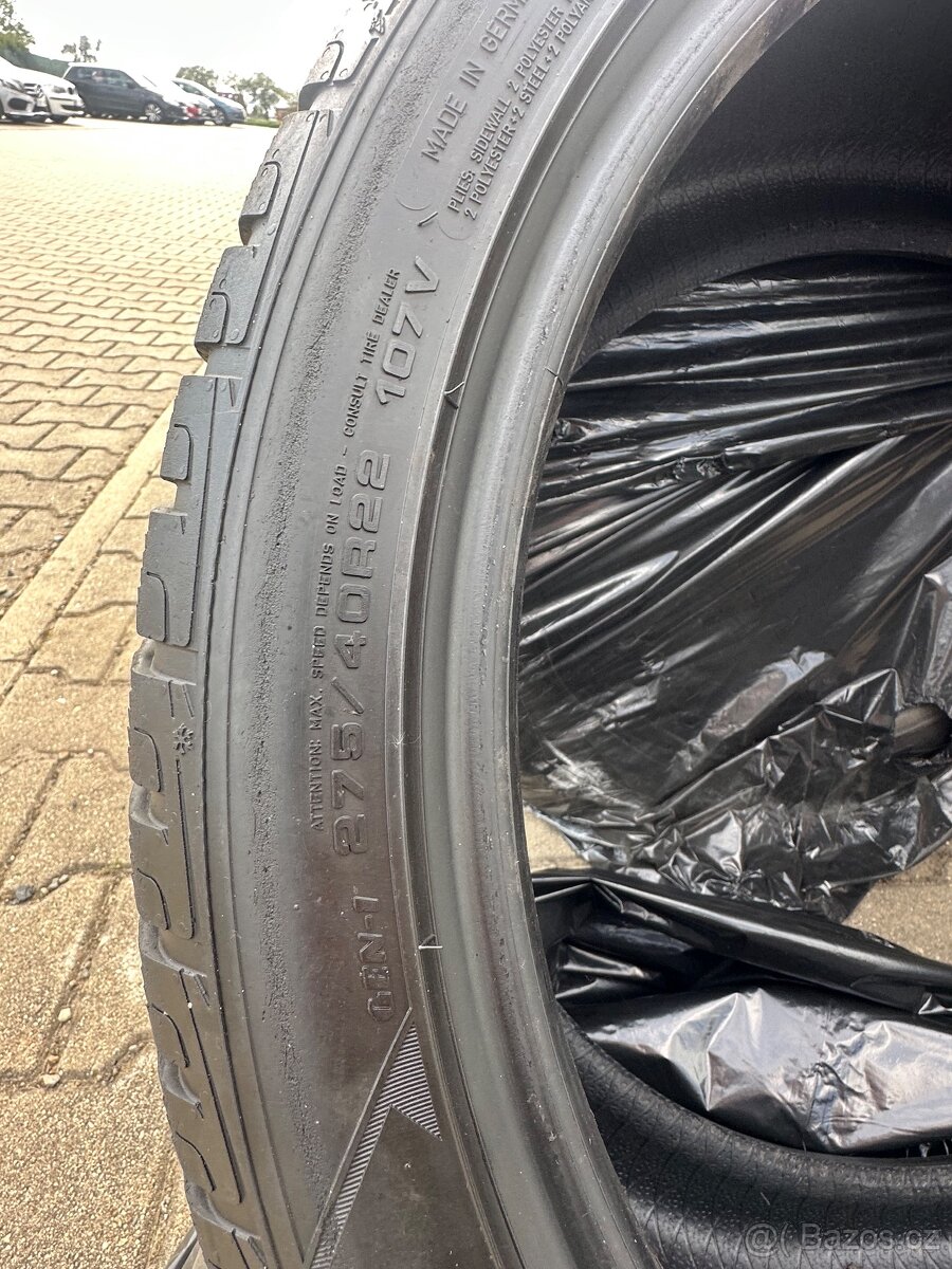 Pneumatiky 275/40R22 - 4