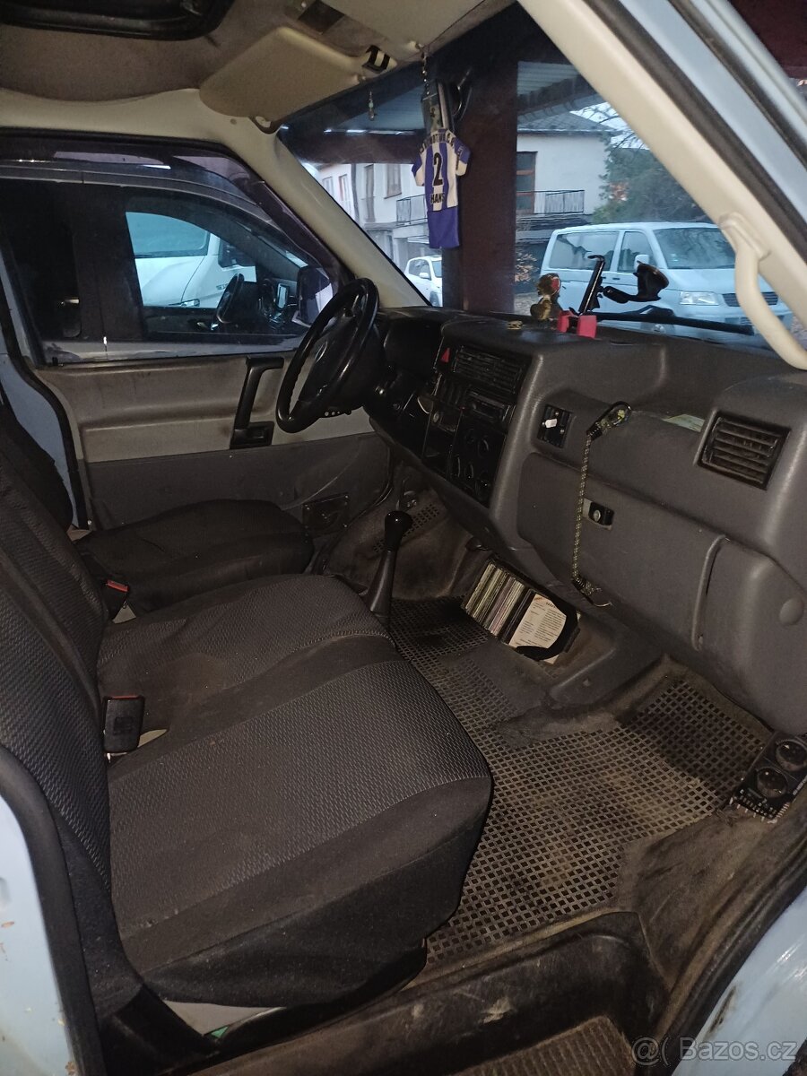 PRODEJ VW T4,2,5 TDi, r.v.2000 - 4