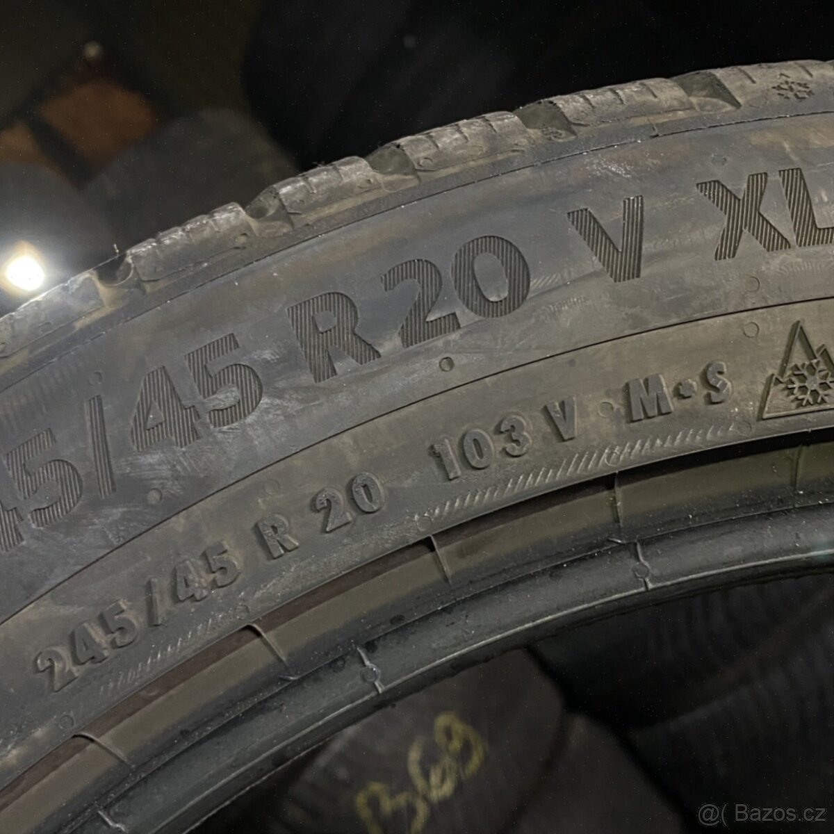 Zimní pneu 245/45 R20 103V Continental 7-7,5mm - 4