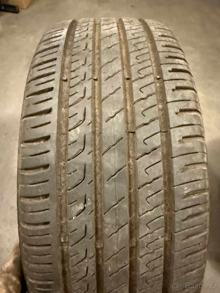 Škoda Octavia Golus 5x112 225/40/18 letní - 4