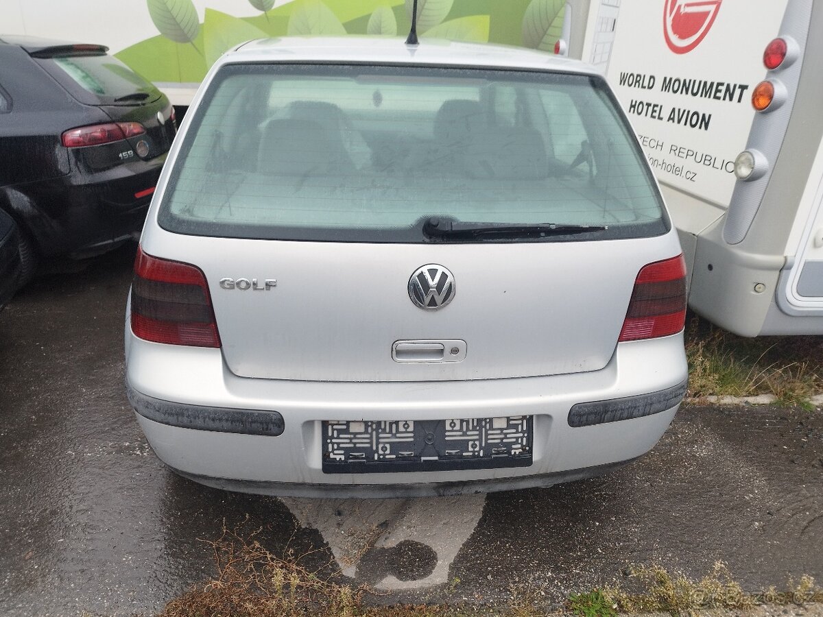 VW Golf 4 1.4 55kw r.v.2001 - 4