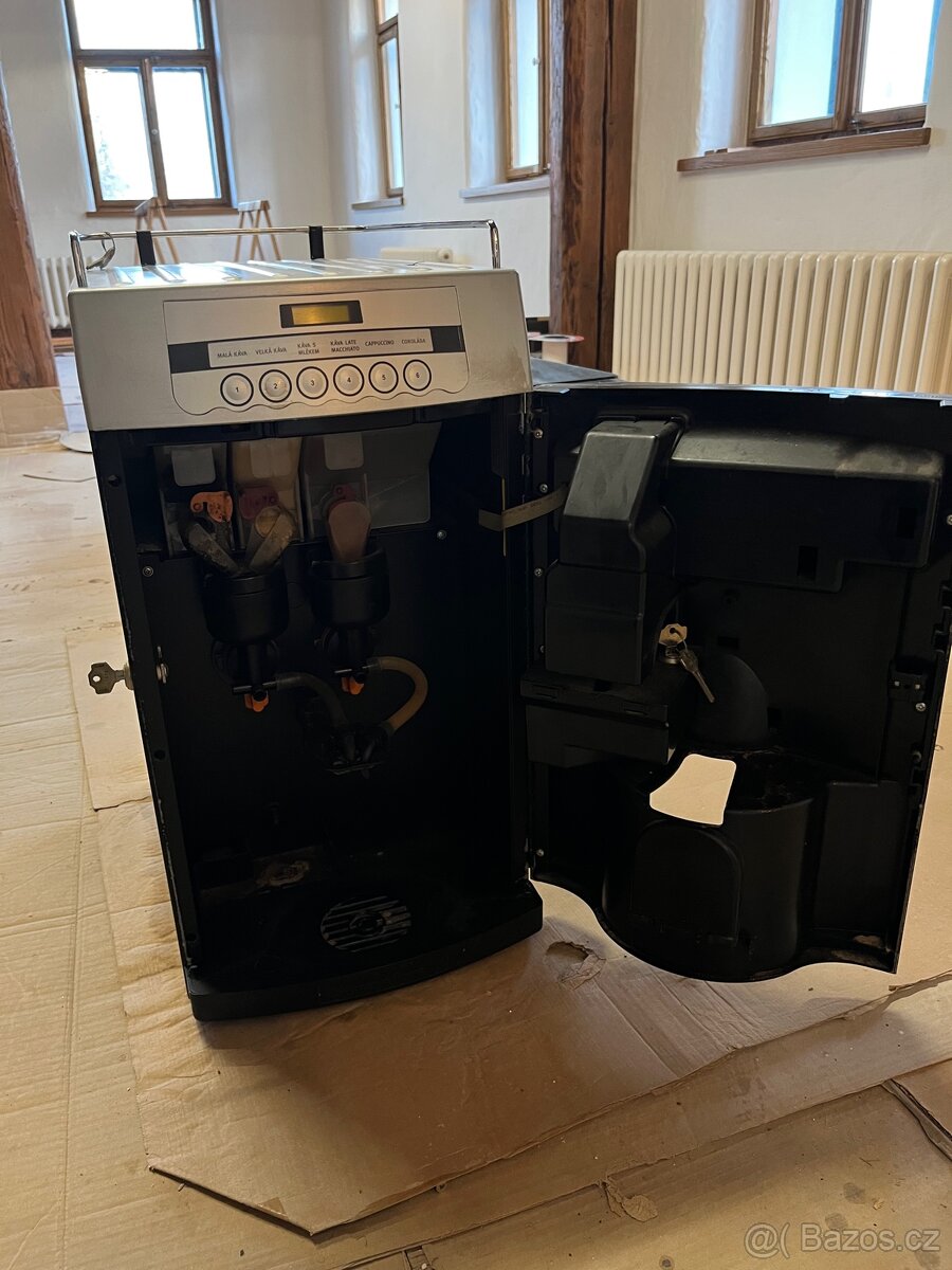 Kavovar - napojovy automat - 4