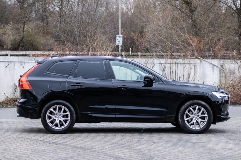 Volvo XC60 D4 Momentum, 140kW (2019) - 4