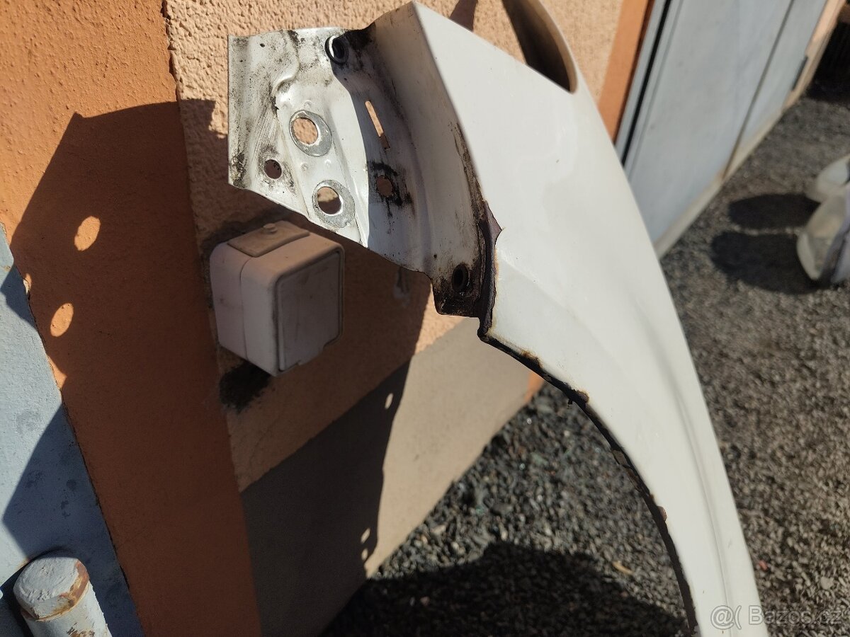 Levý blatník + chladiče Fox - B9A - 4