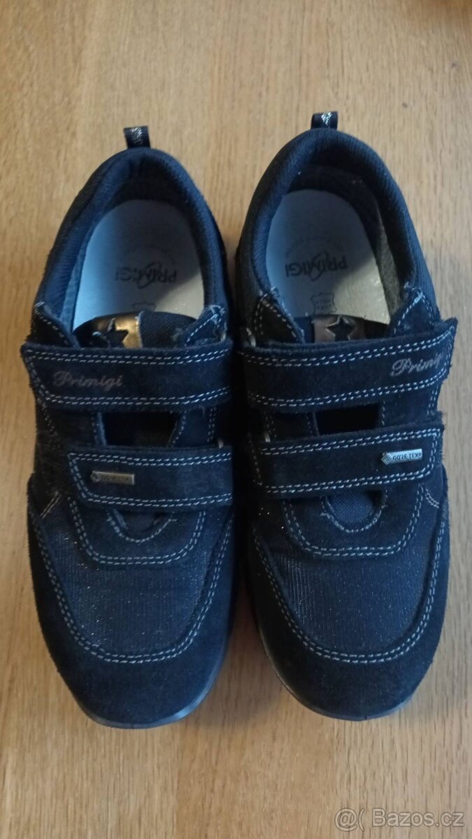 Černé tenisky Primigi s goretexem, vel. 37 - 4