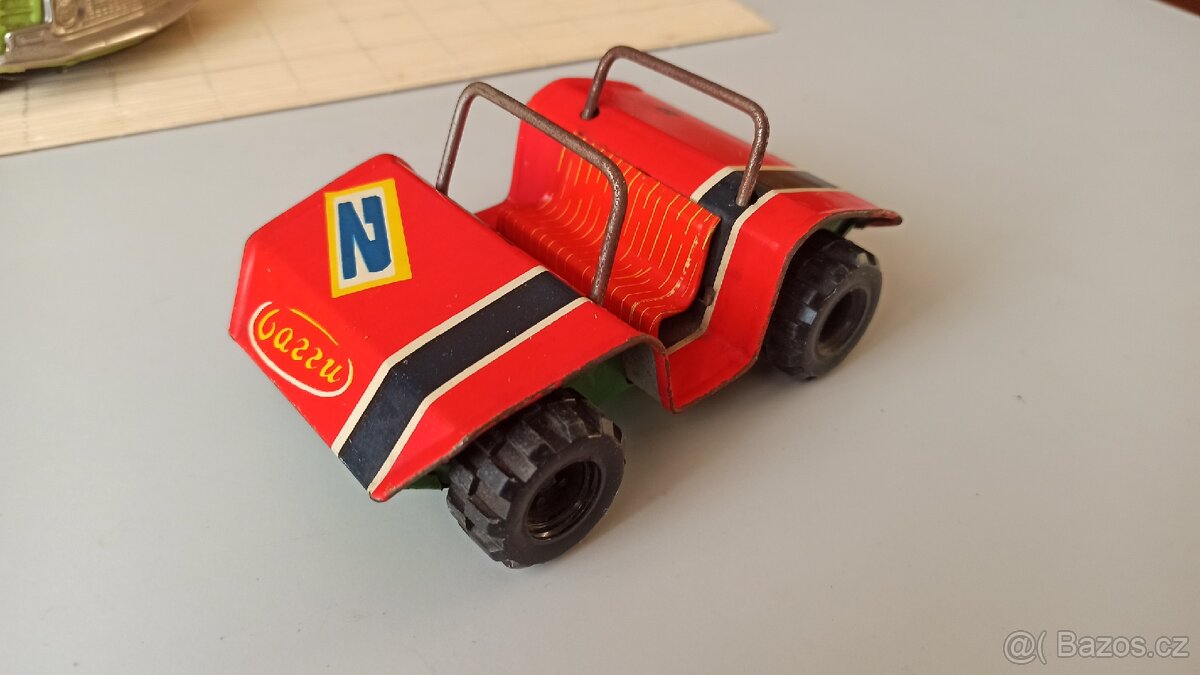 Plechové auto staré - 4