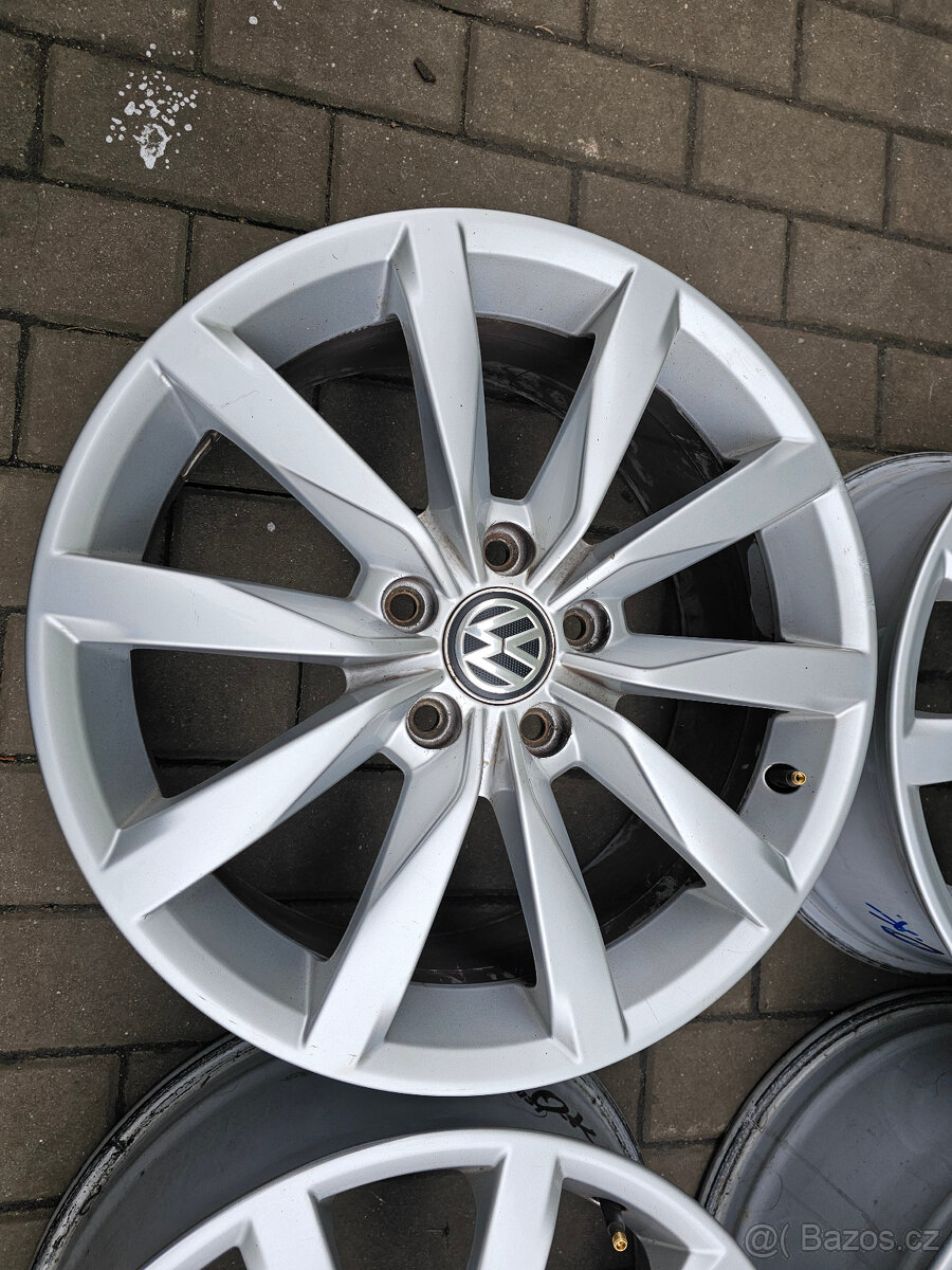 ALU kola 5x112 VW R17 Golf Dijon - 4