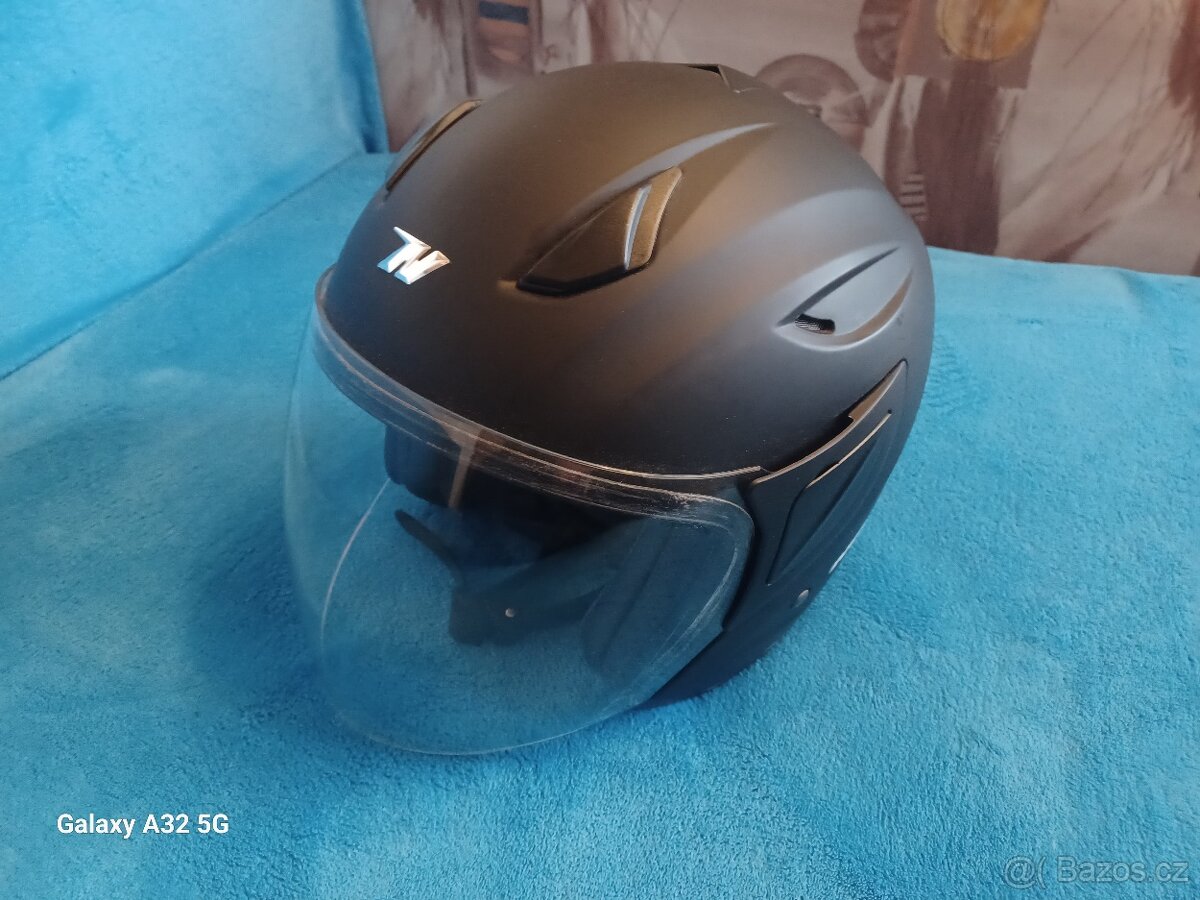 Moto helma NOX - 4