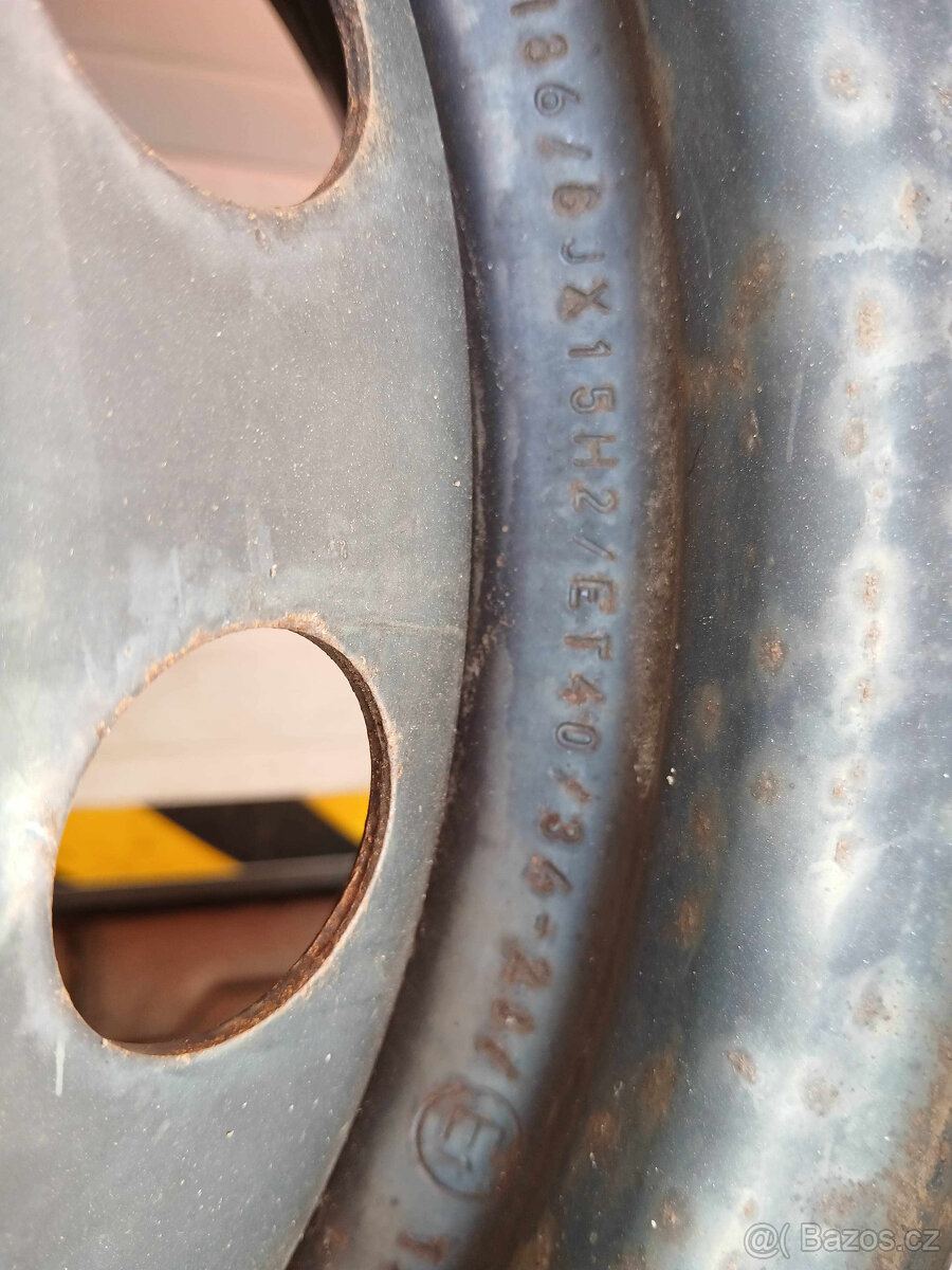 FIAT 500 ELEKTRO MODEL 2020-->NYNÍ DISKY R15" - 4