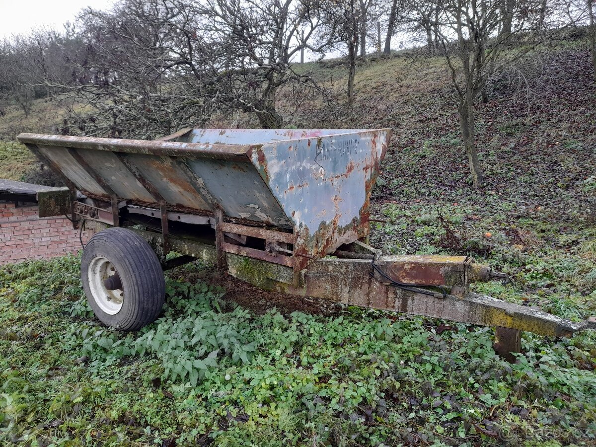 Lehká kára za traktor - 4