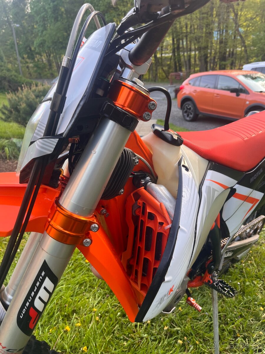 Prodam KTM 350 six days 2016