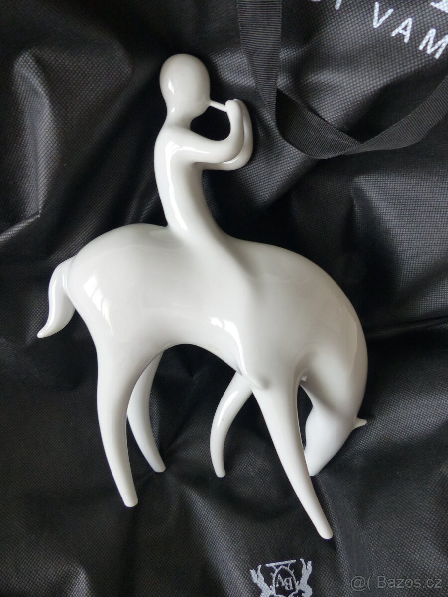 Brusel Pištec Prof. Strnad Royal Dux 1965 100%stav - 4