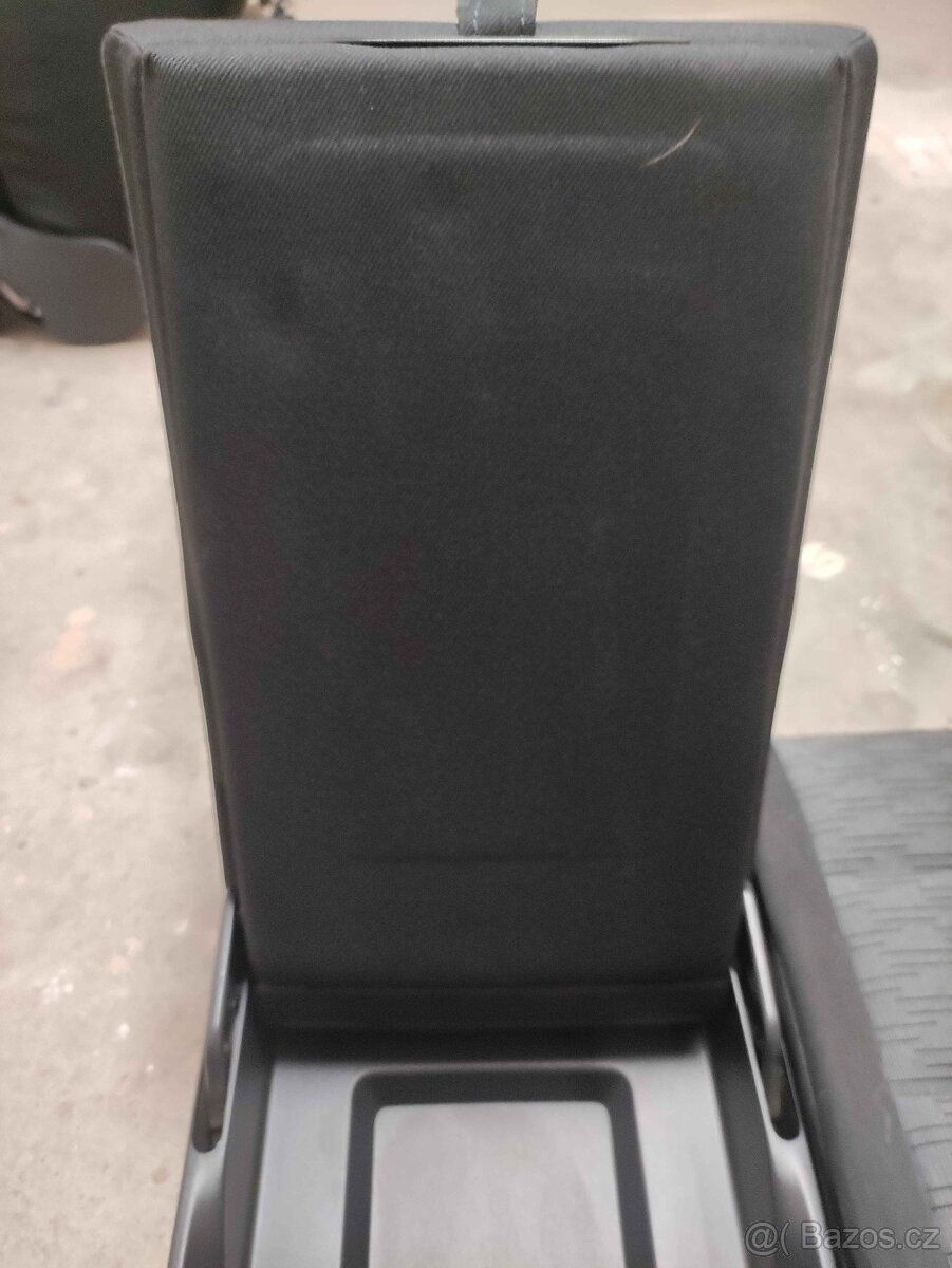 Škoda Octavia II – sedačky látkové, r. 2009, kombi - 4