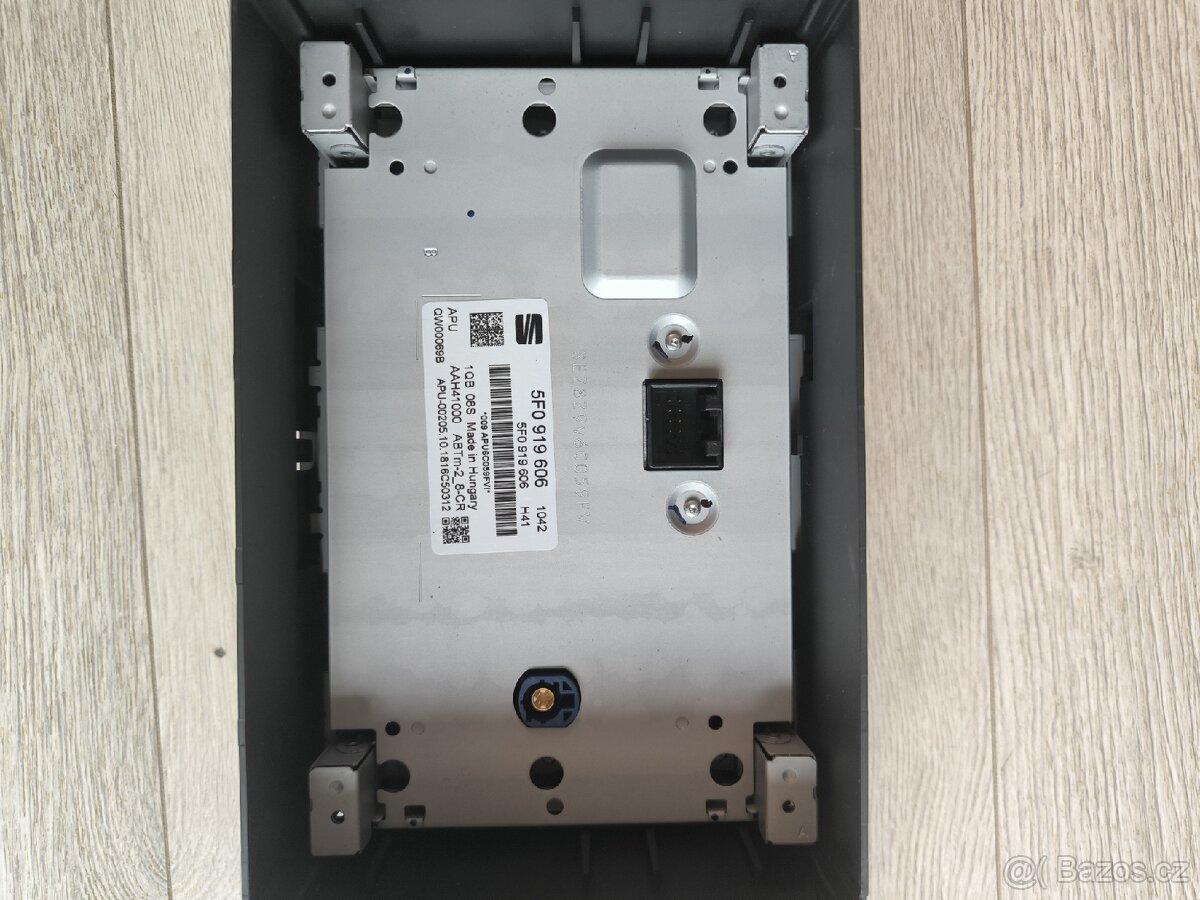 Displej radia Leon - 4