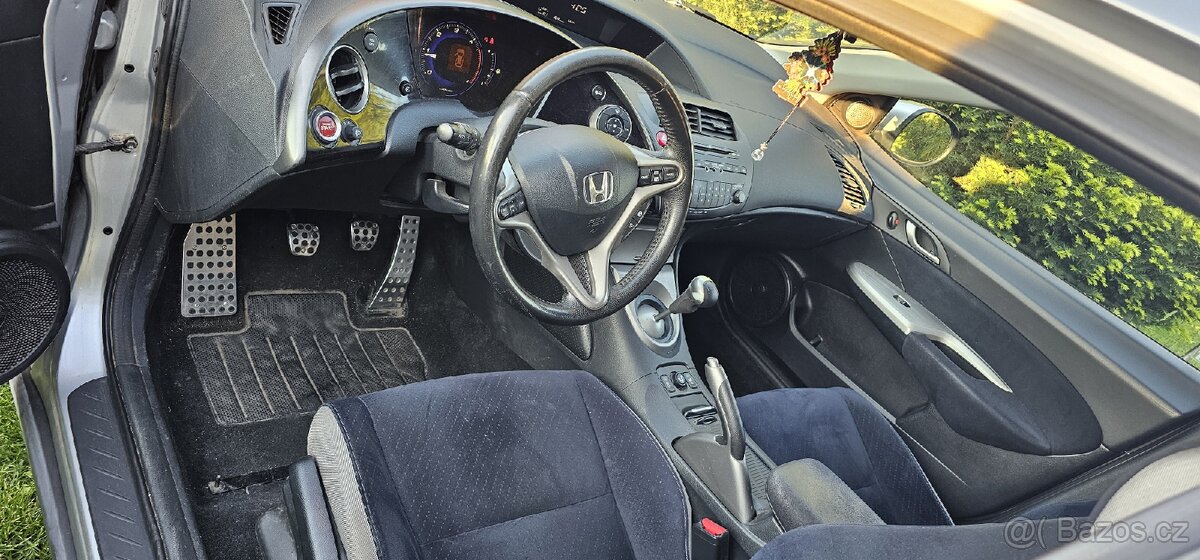 Honda Civic 2,2 iCTDI 103kW - 4