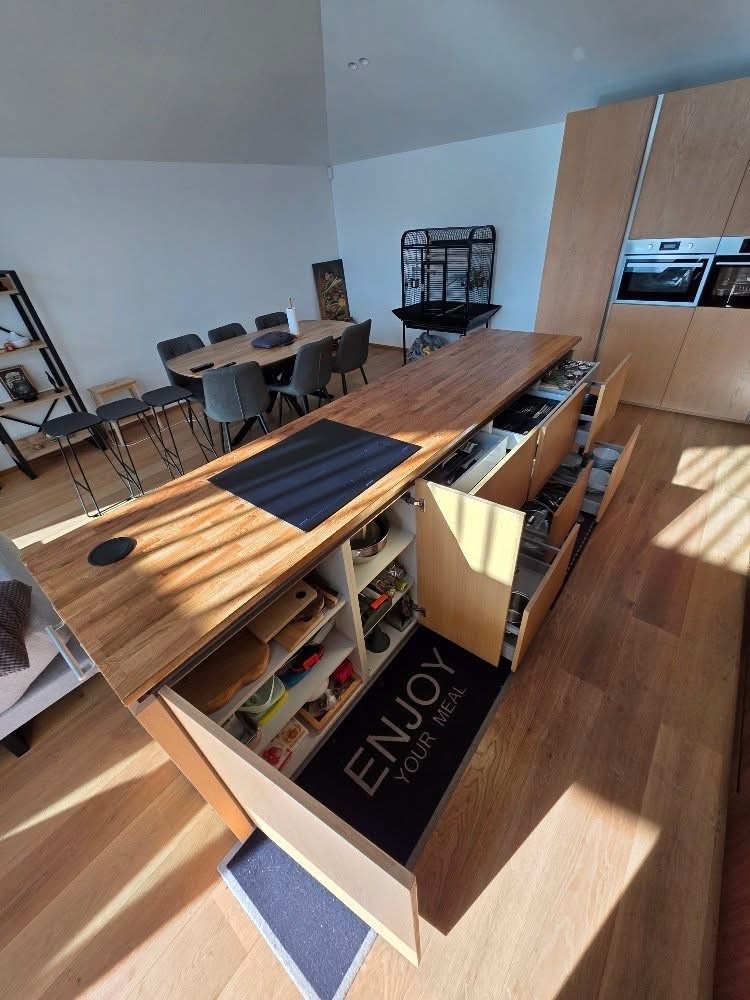 Kompletně zařízená kuchyň - 4