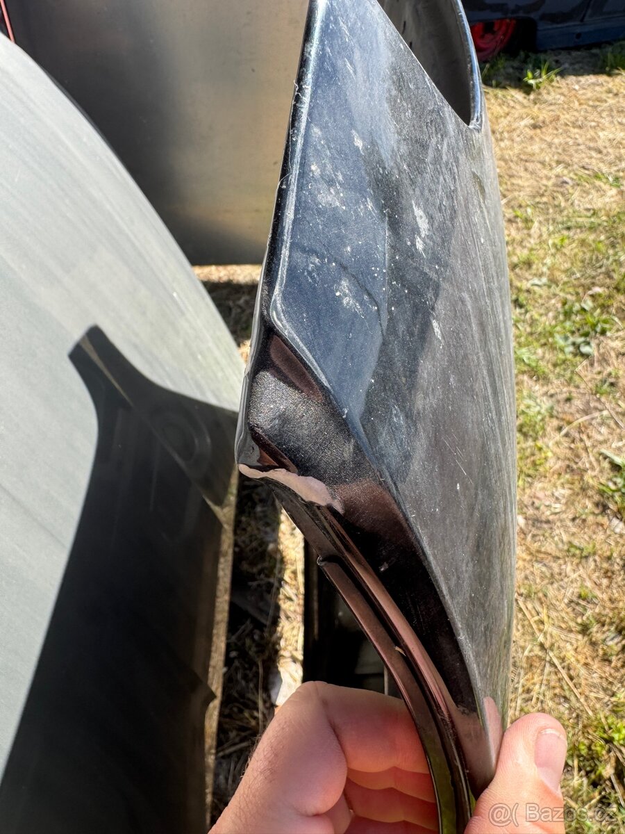 Audi A6 4F kapota - 4