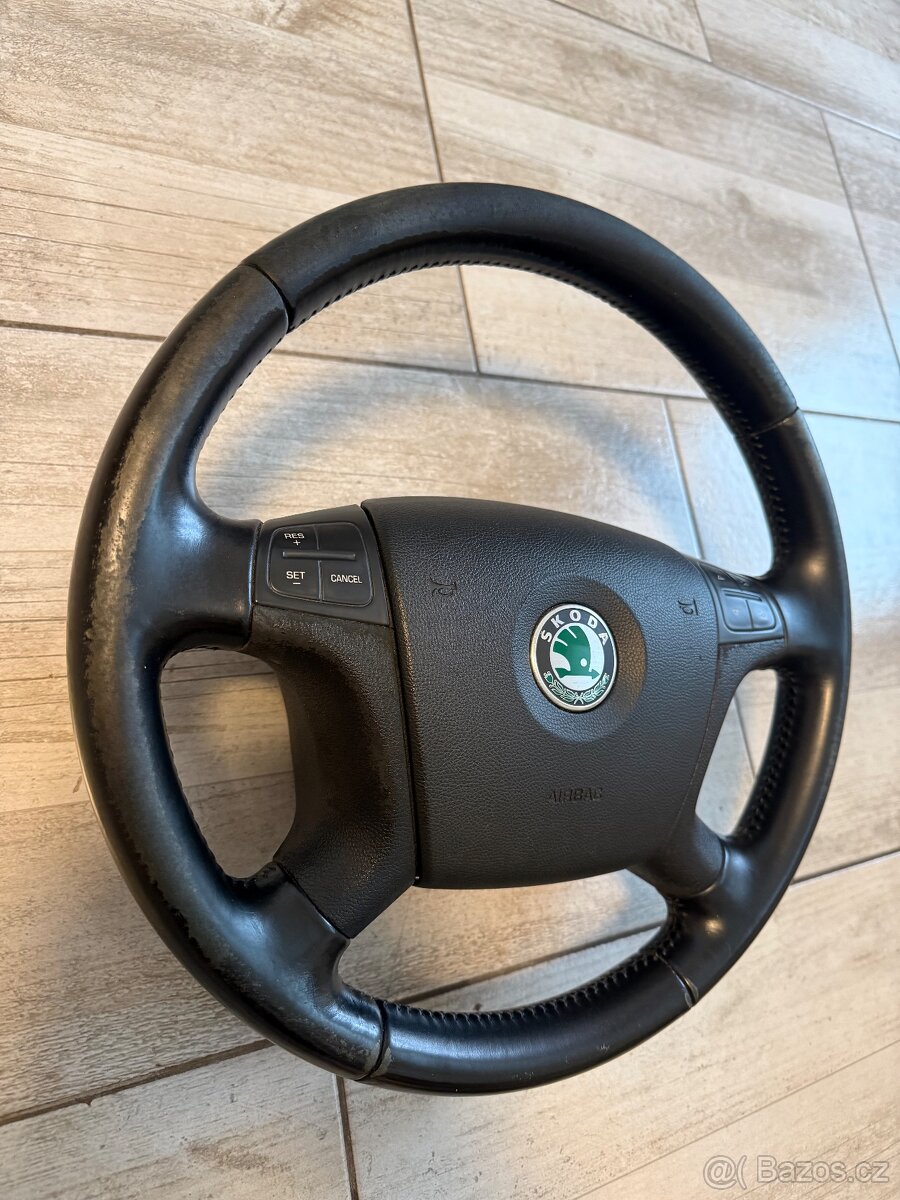 Volant Superb 1 Facelift - 4