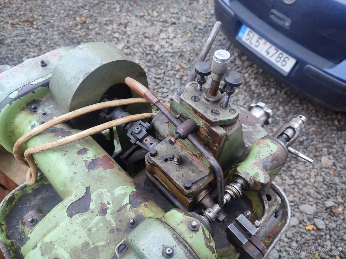 Odvalovací frézka na ozubení. - 4