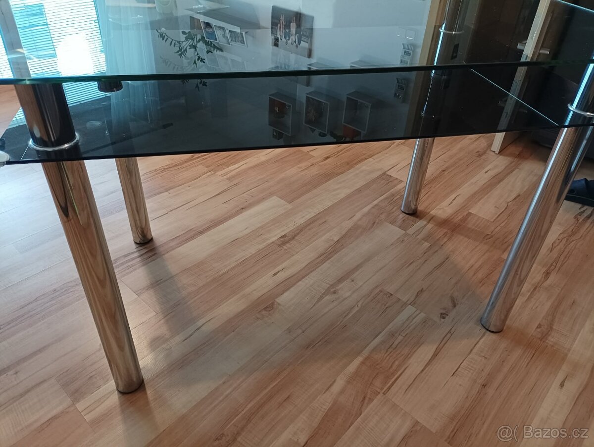 Skleněný stůl - 4