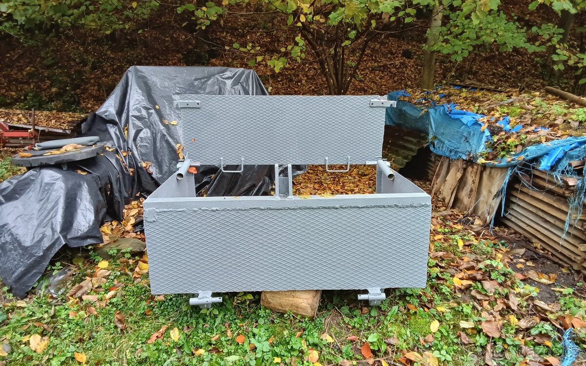 Bedna za traktor. - 4