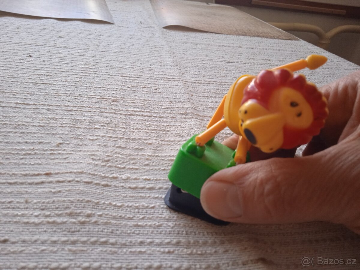 Stará hračka lev sklápěcí - 4