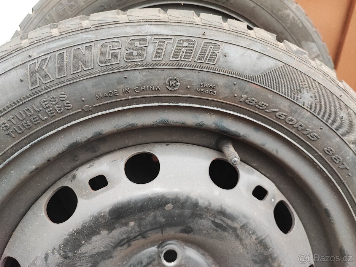 Zimní pneu 185/60 15" - 4