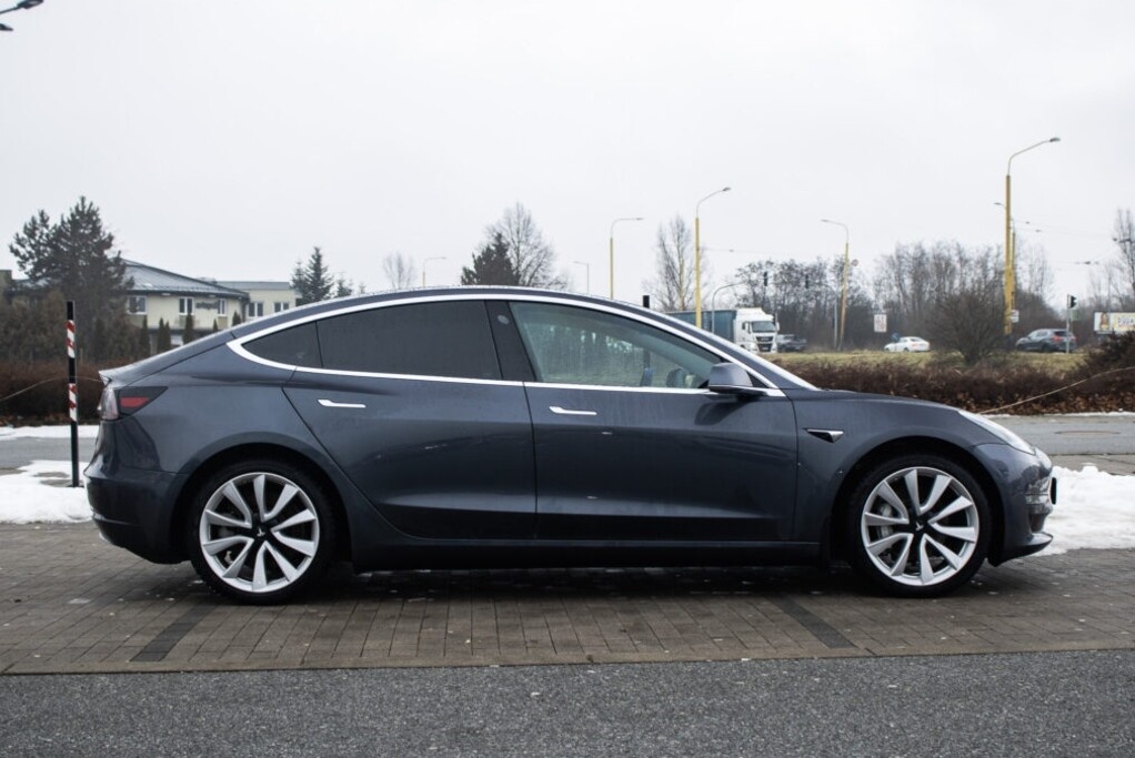 Tesla Model 3 Long Range AWD, 350kW (2019) - 4