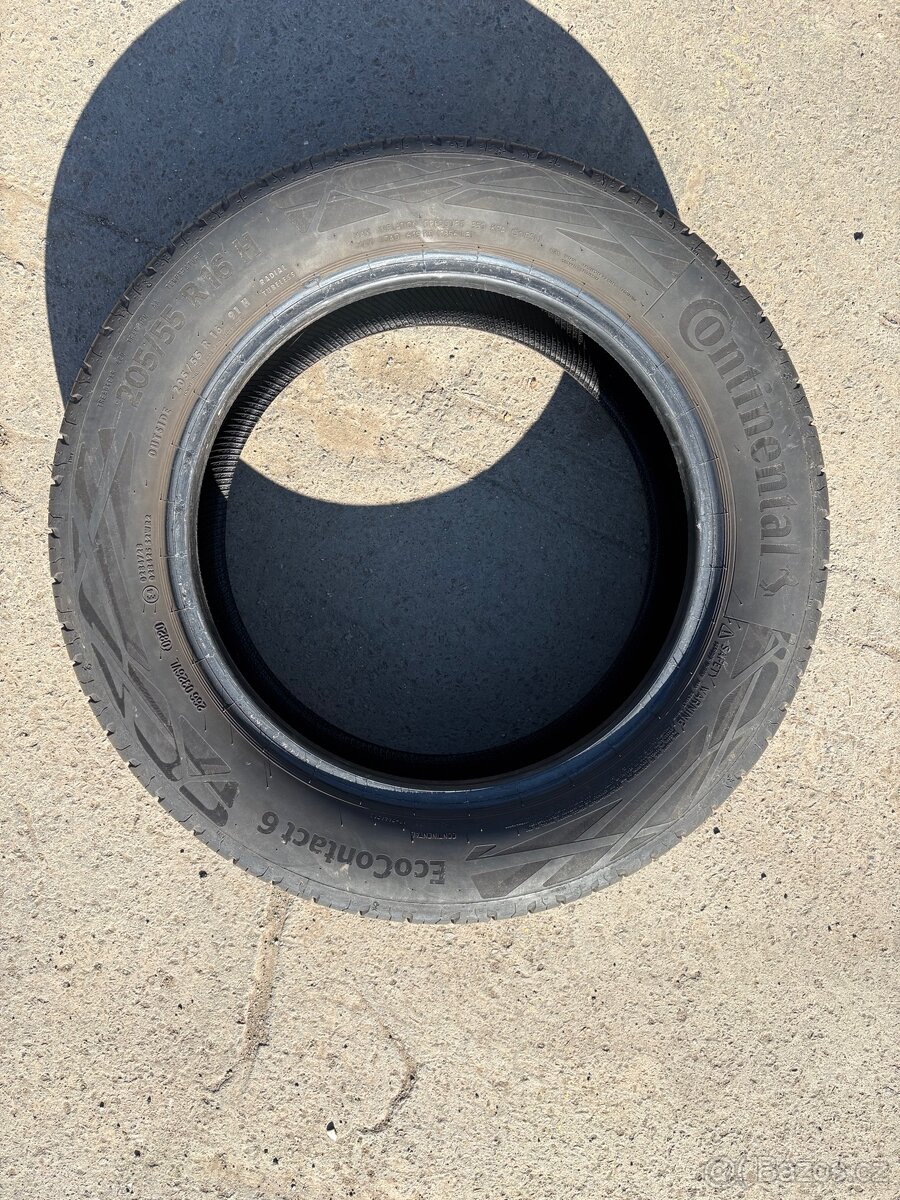 205/55/R16 continental - 4