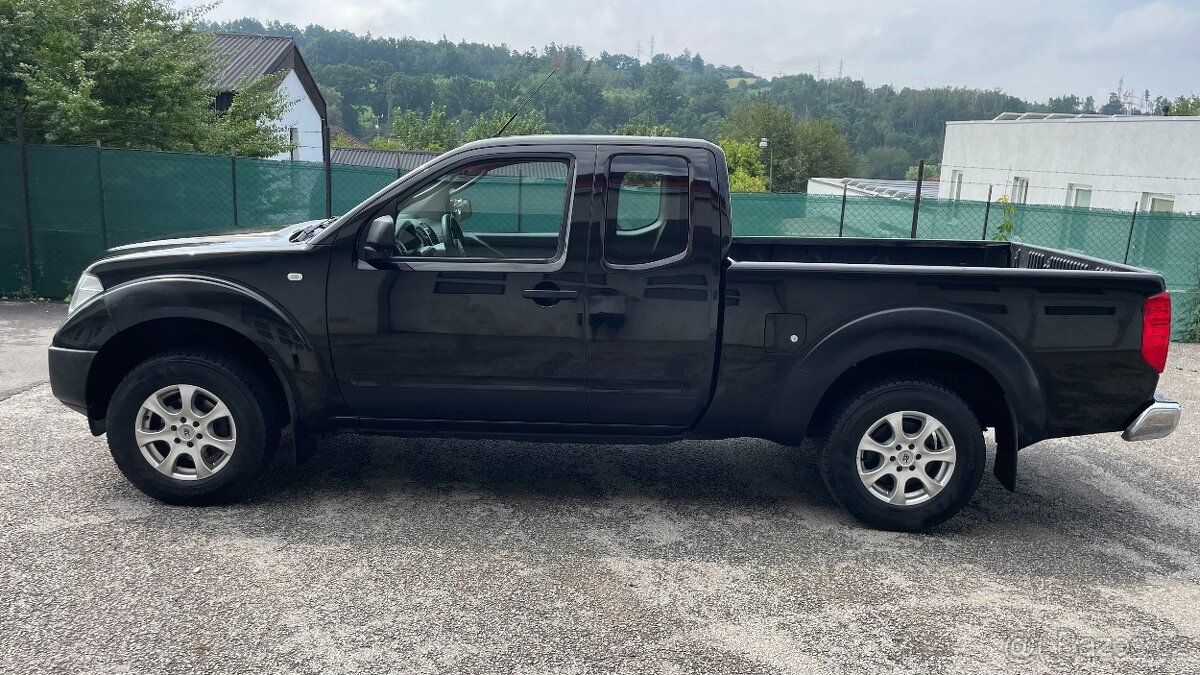 Nissan Navara 2,5dci 128kW, klima - 4