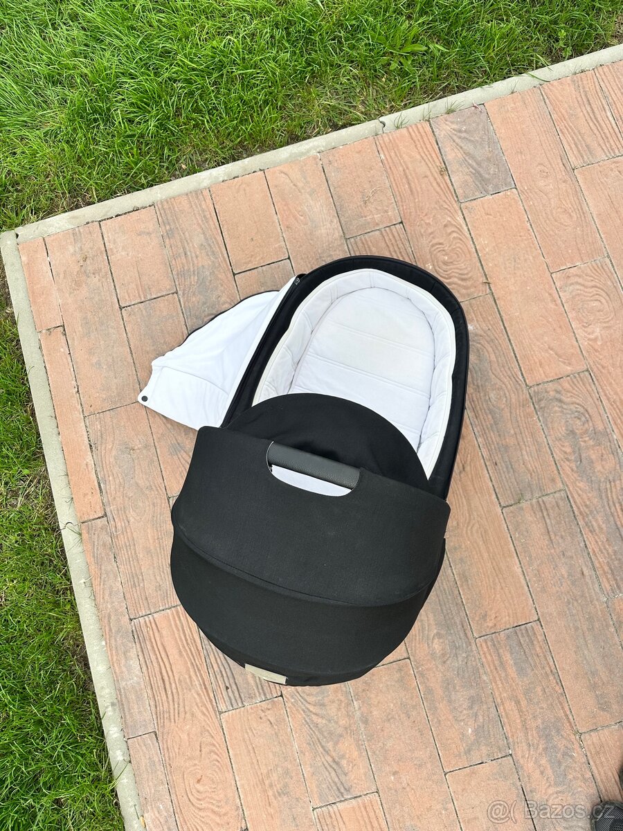 Korbička Priam Lux CC R / Standart Black Plus - Black - 4