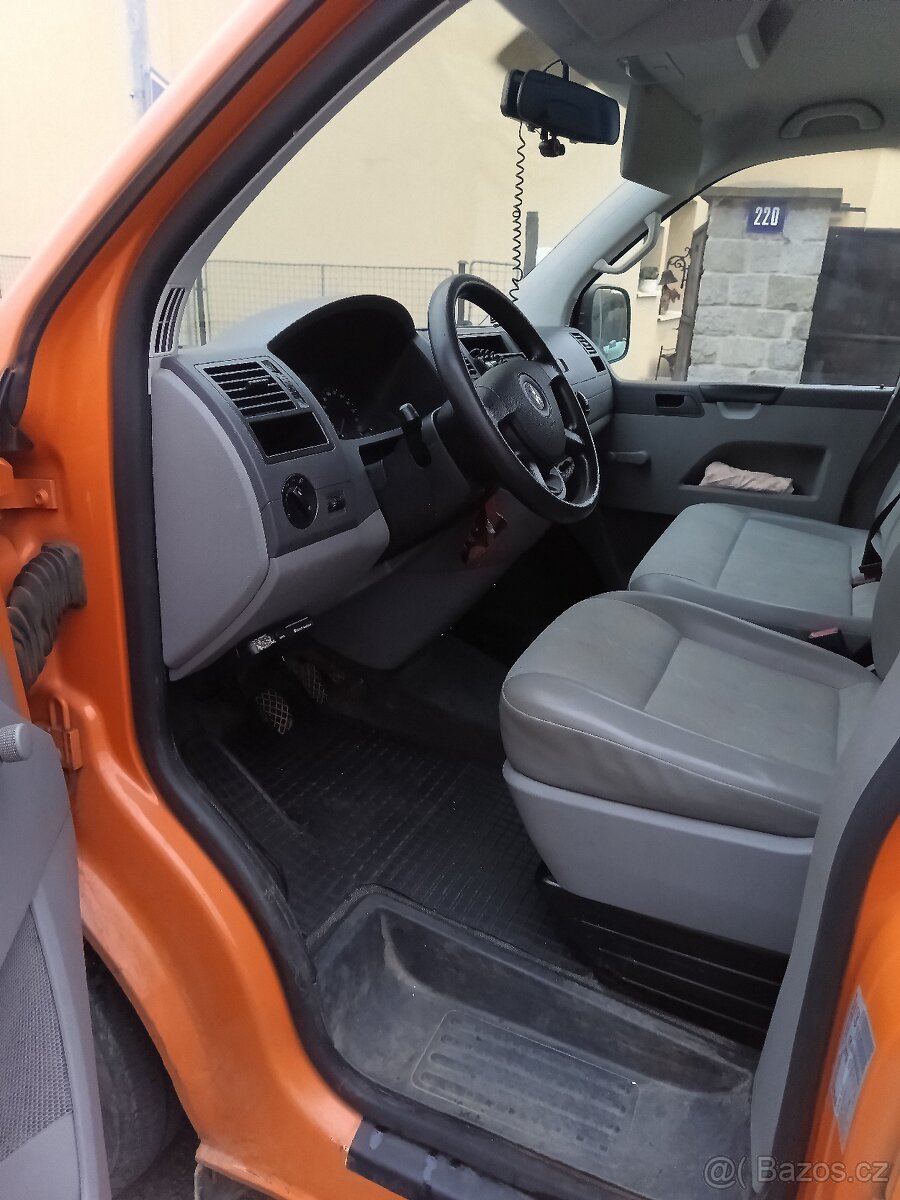 Volswagen Transportér T5, r.v.10/2008-MULTIVAN. - 4