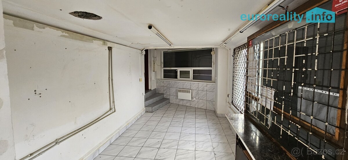 Pronájem, obchodní prostory 24 m2, Česká Lípa - 4