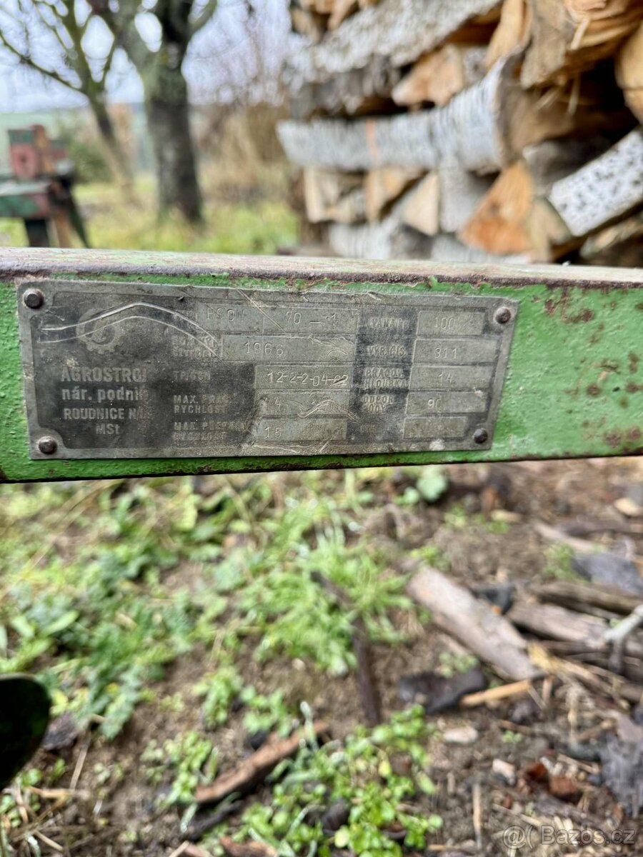 Pluh do vinohradu přiorávací, odorávací, rozorávací - 4