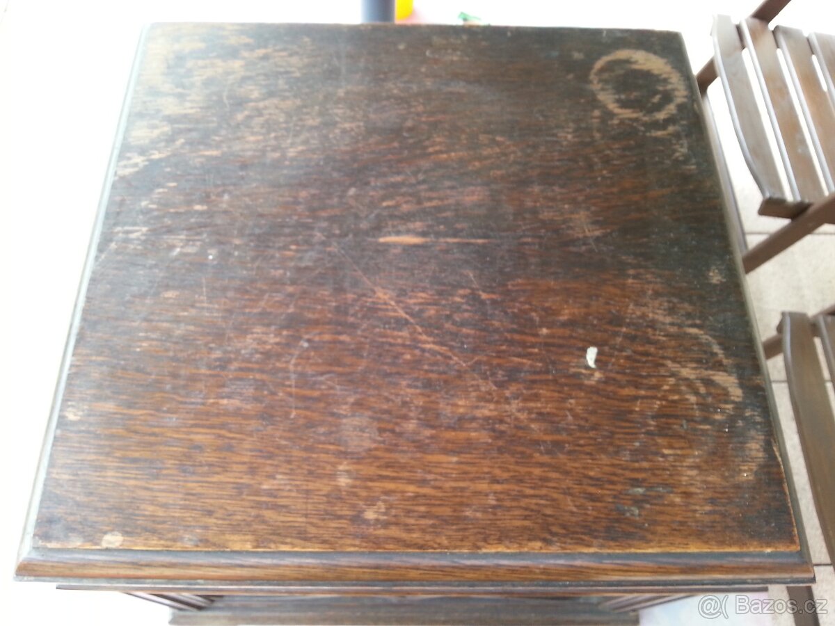 Prodám historický gramofon Hismaster Voice v nálezovém stavu - 4