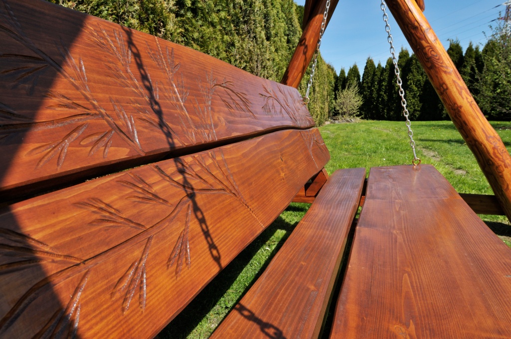 Zahradní houpačka z masivu - 4