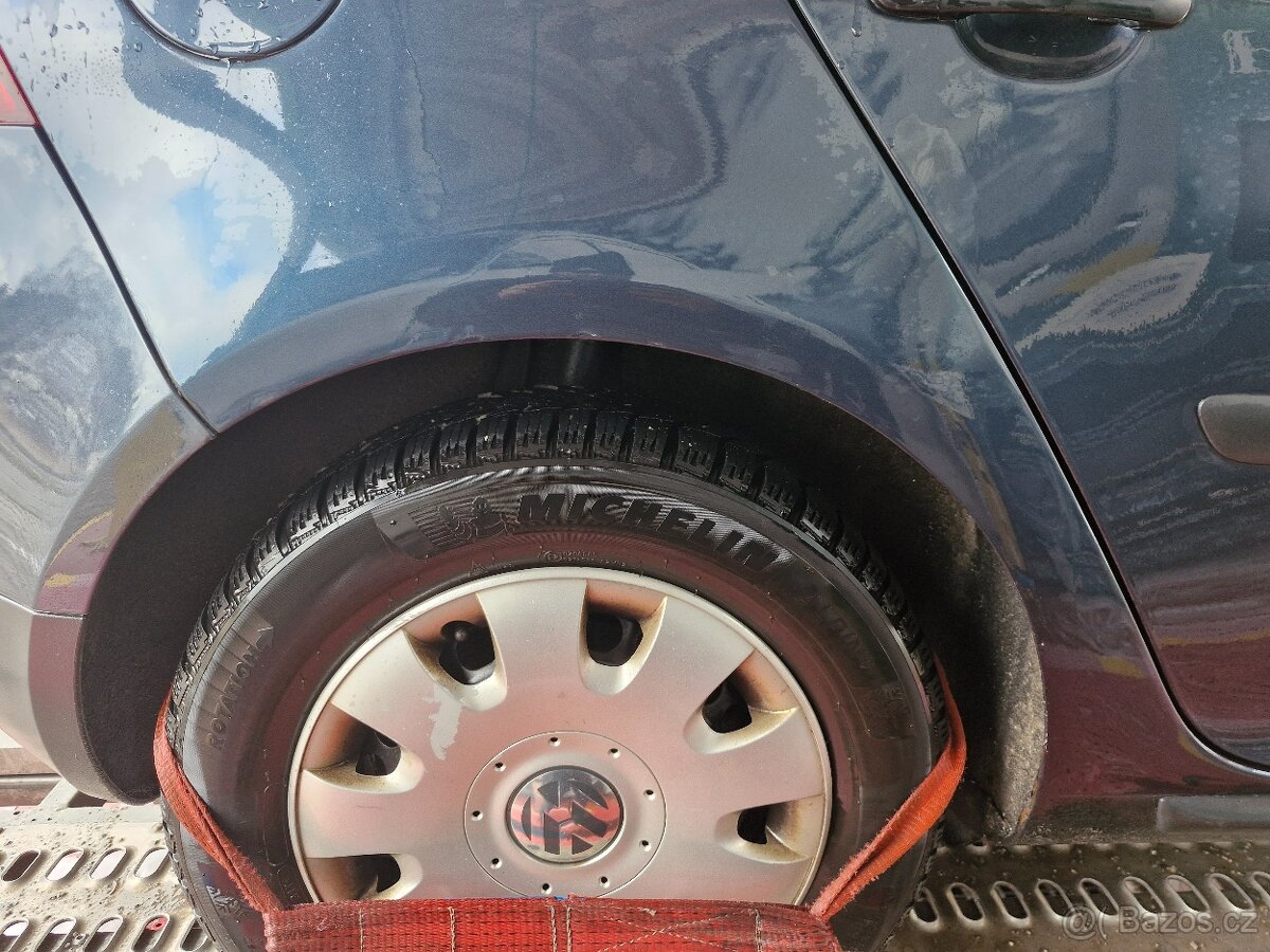 Vw golf 1.9tdi 66kw rv.2007 - 4