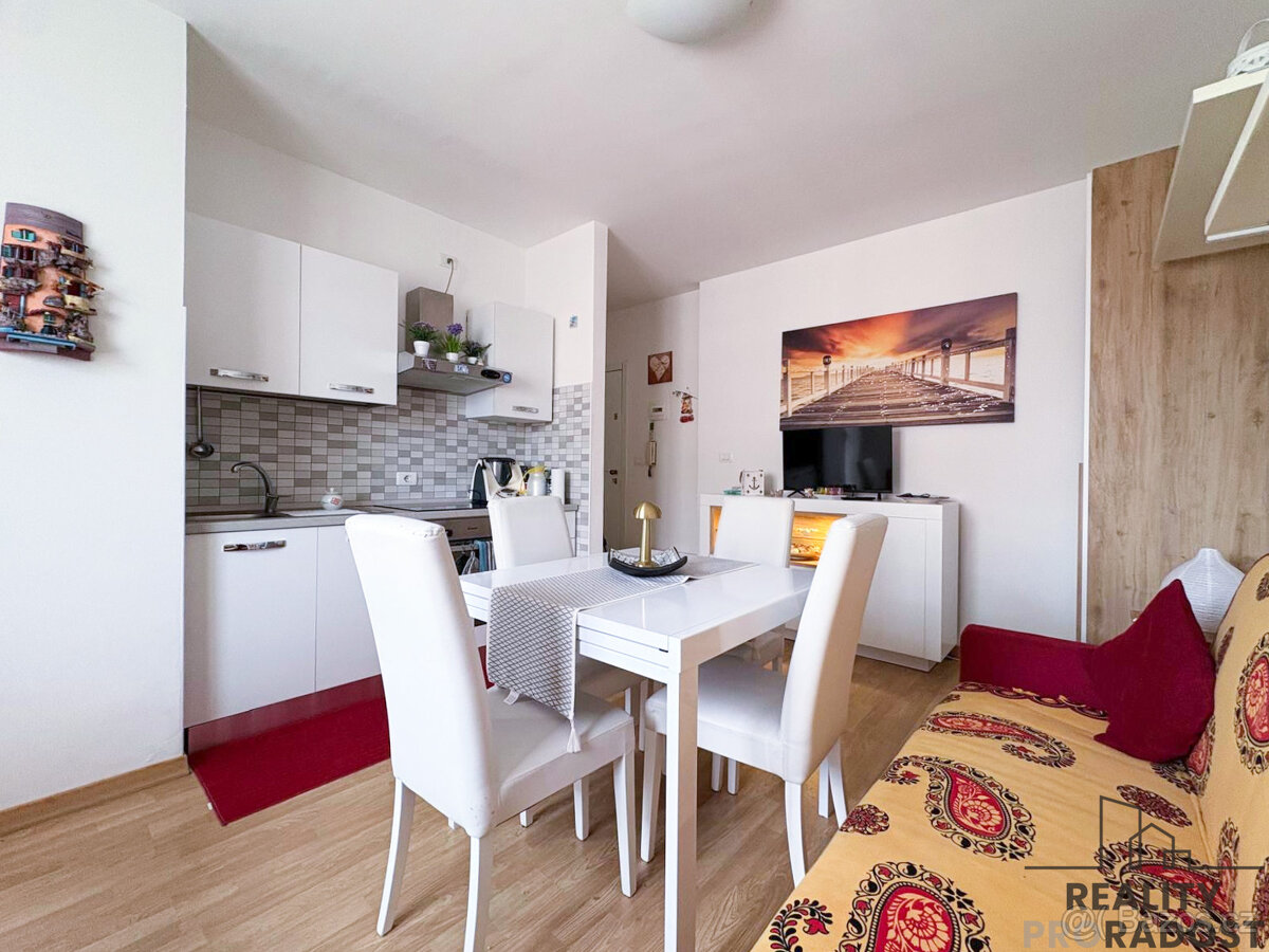 Prodej bytu 2+kk 38 m² Silvi, Itálie - 4