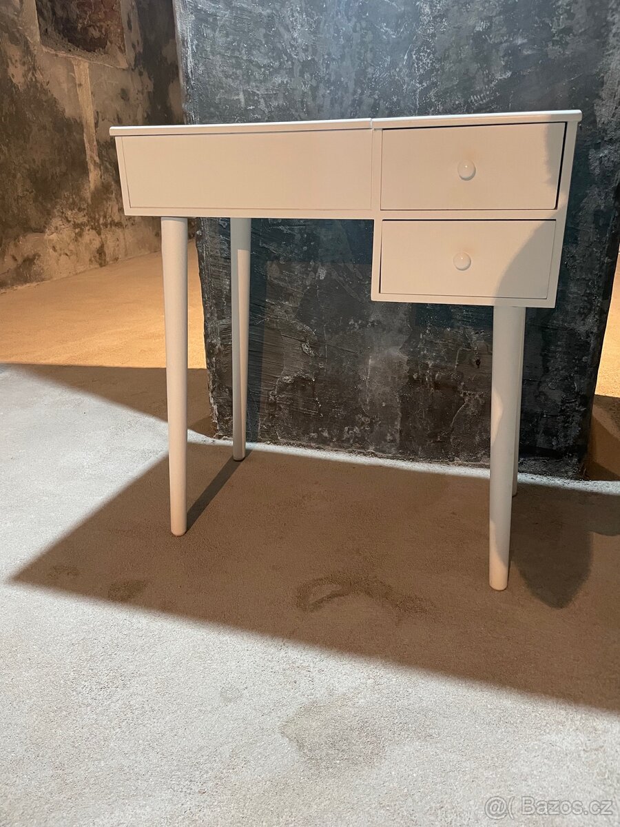 Toaletní stolek 40x70 cm - 4