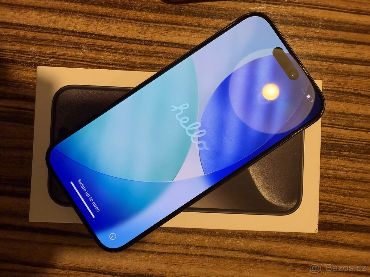 iPhone 15 Pro 256 GB Black Titanium - 4