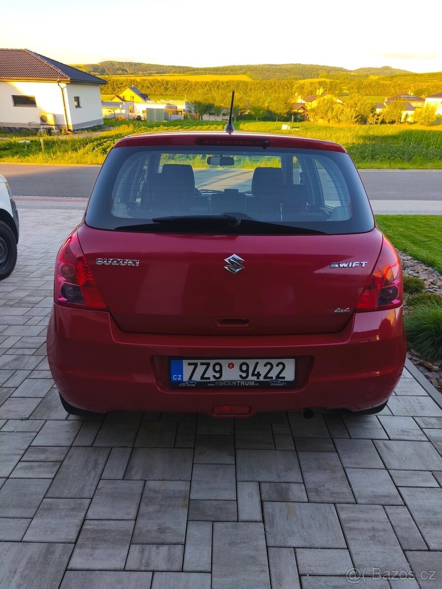 Suzuki Swift 1,3 4x4 - 4