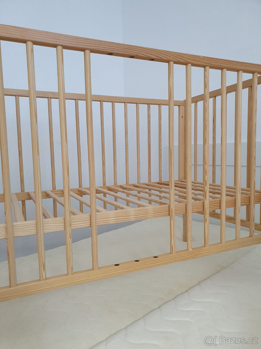 Dětská postýlka + matrace + mantinel - 4