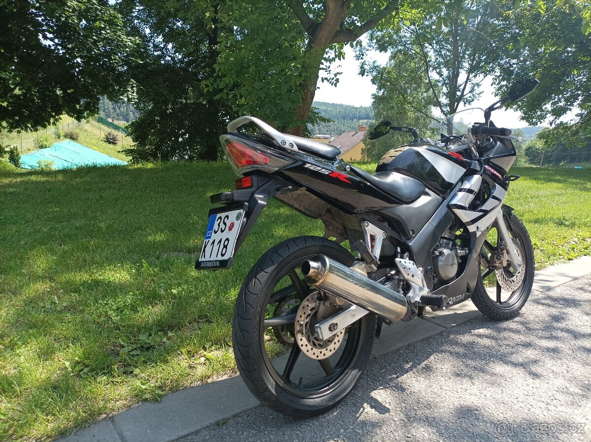 Prodám Honda CBR 125 R - 4