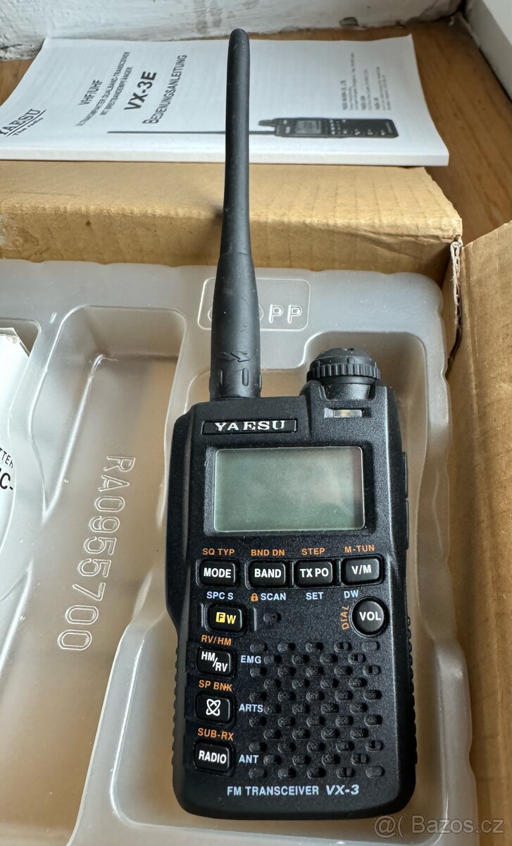 Yaesu VX-3E, TOP stav, komplet baleni - 4